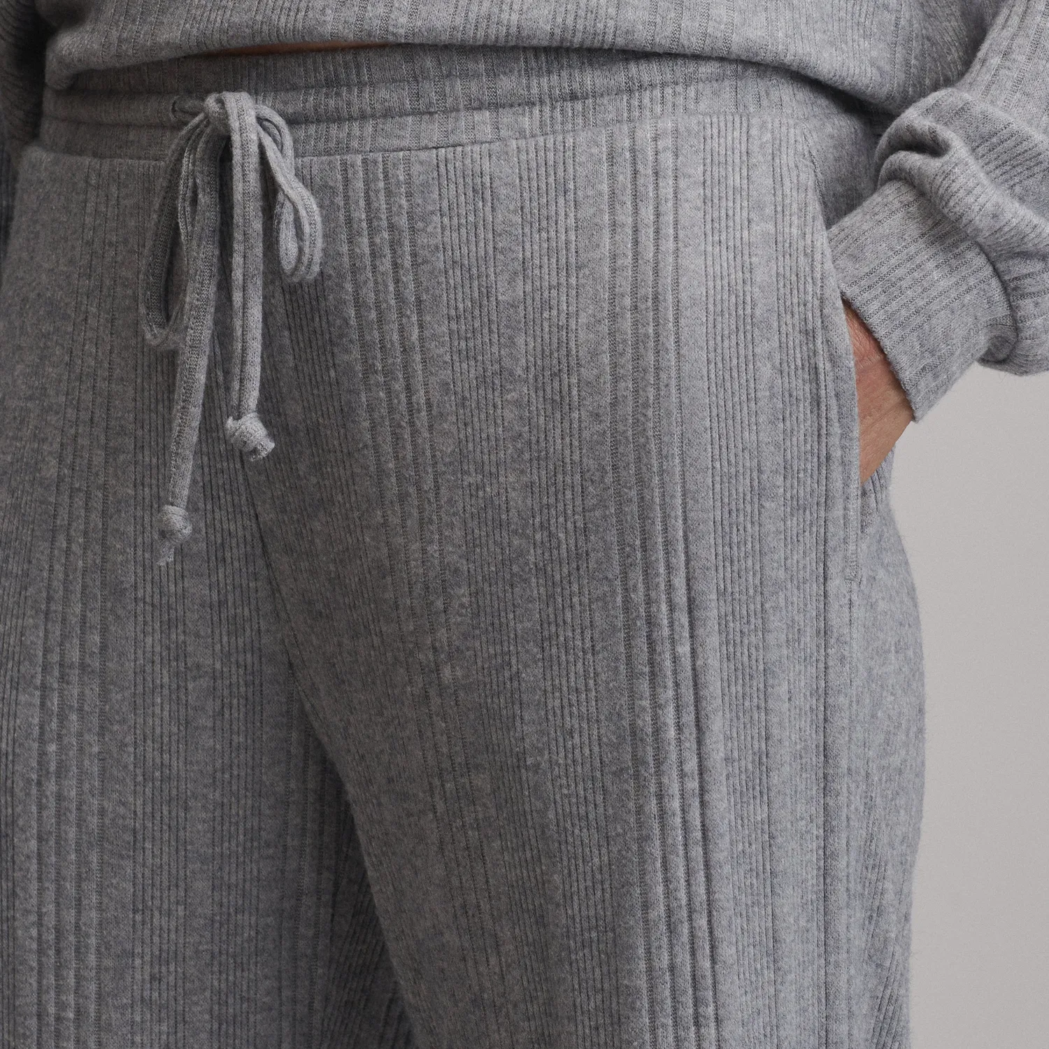 Eddie Bauer Cozy Rib pantaloni damă Light Gray evazați