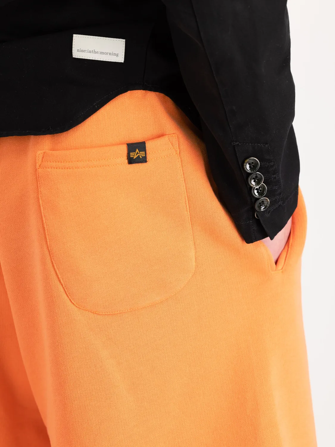 Alpha Industries Essential Relaxed Short sort negru