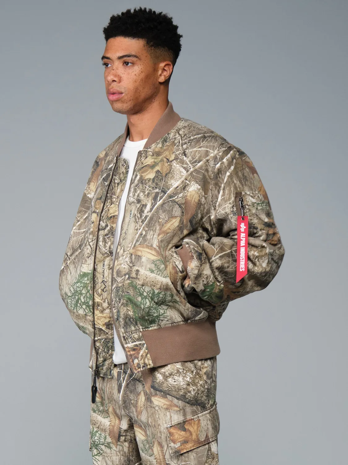 Alpha Industries MA-1 Cotton Camo geacă bomber Realtree bumbac