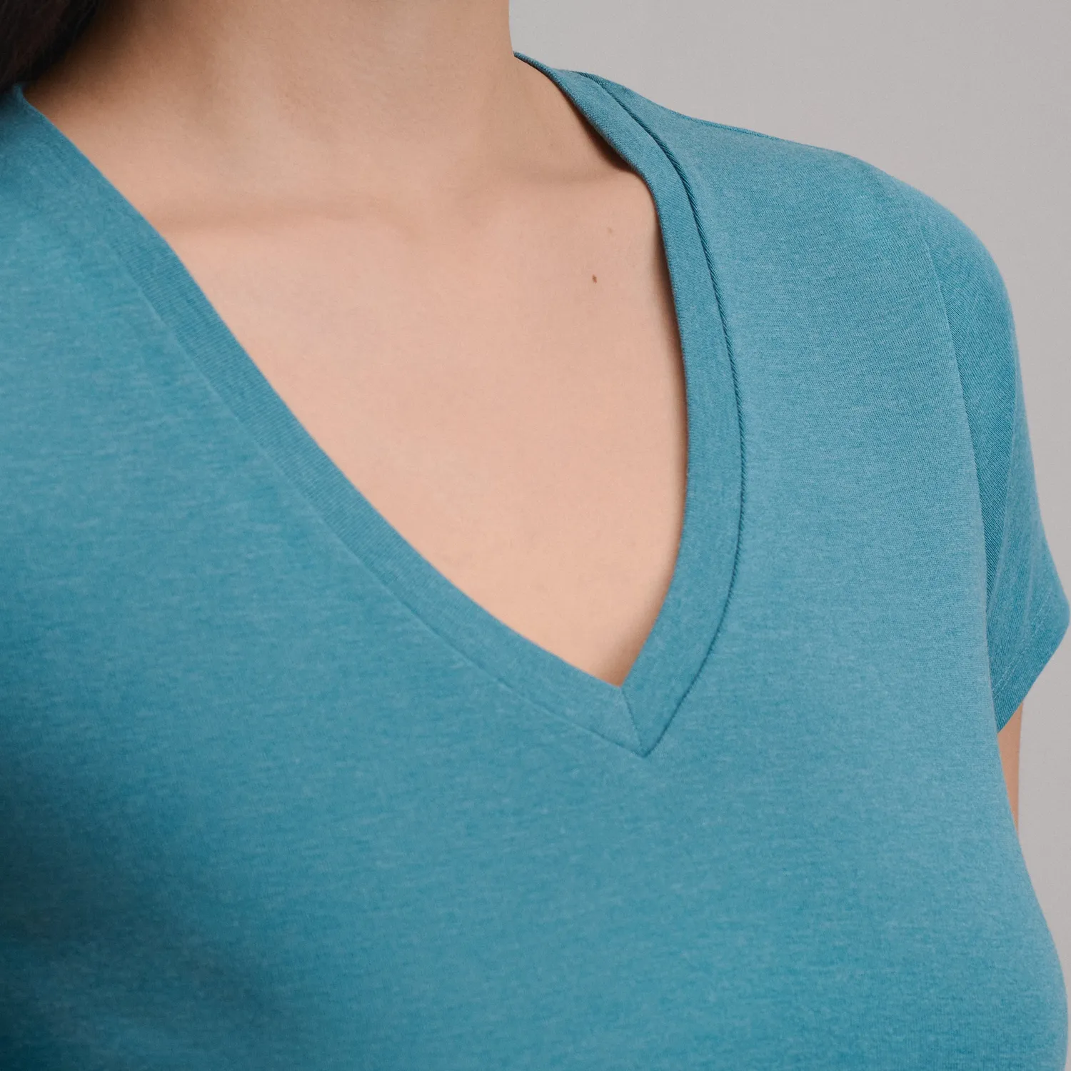 Eddie Bauer Everyday V-Neck tricou dama Visiniu bumbac usor