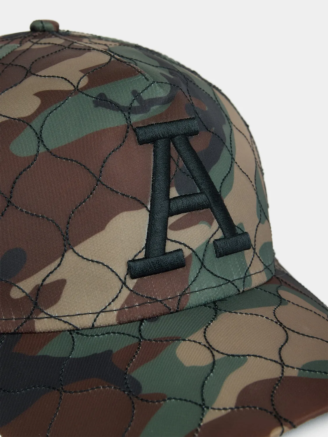 Alpha Industries New Era Quilted 9FORTY sapca camuflaj