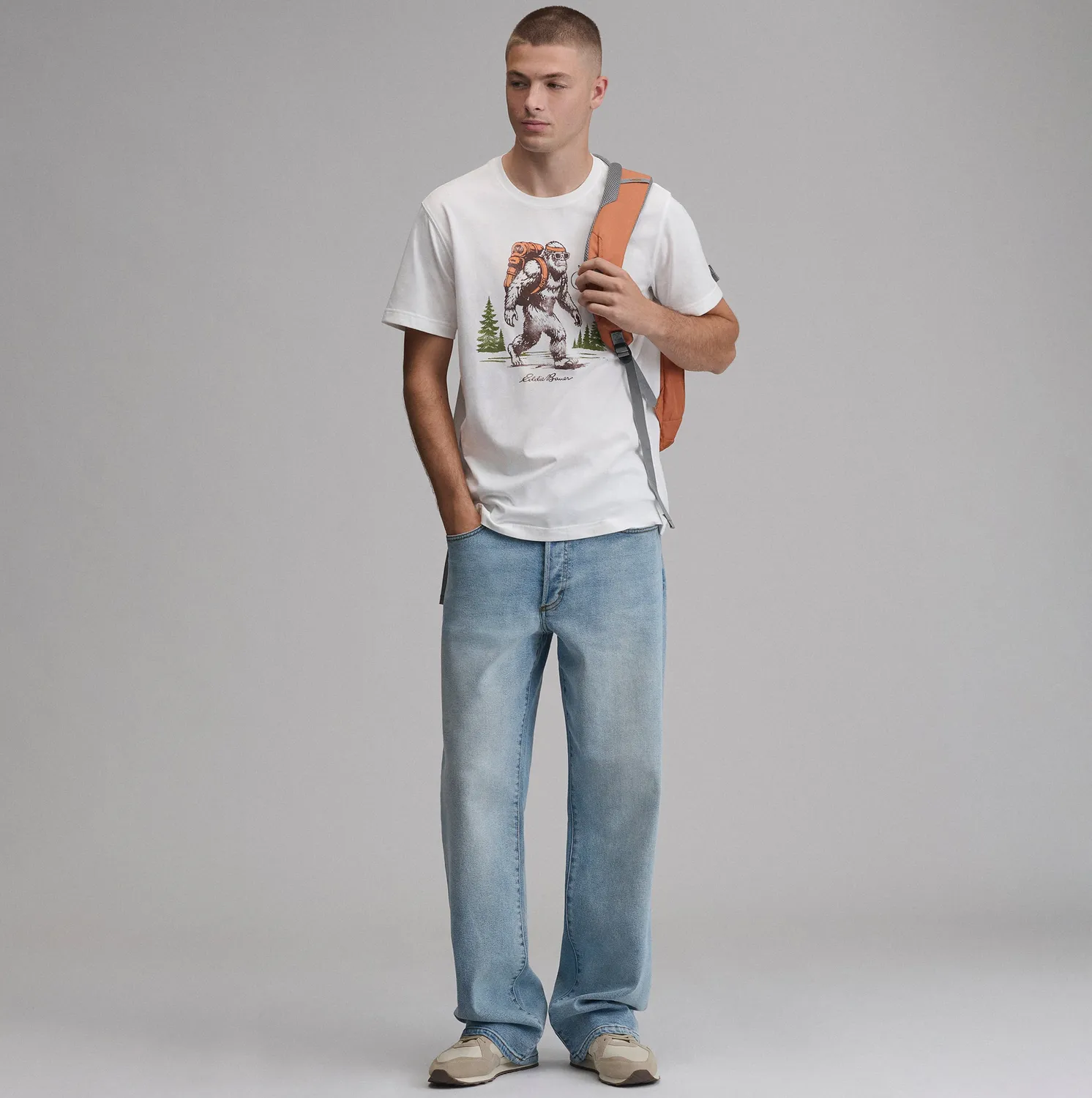 Eddie Bauer Outdoorsy Squatch tricou barbati Ivory