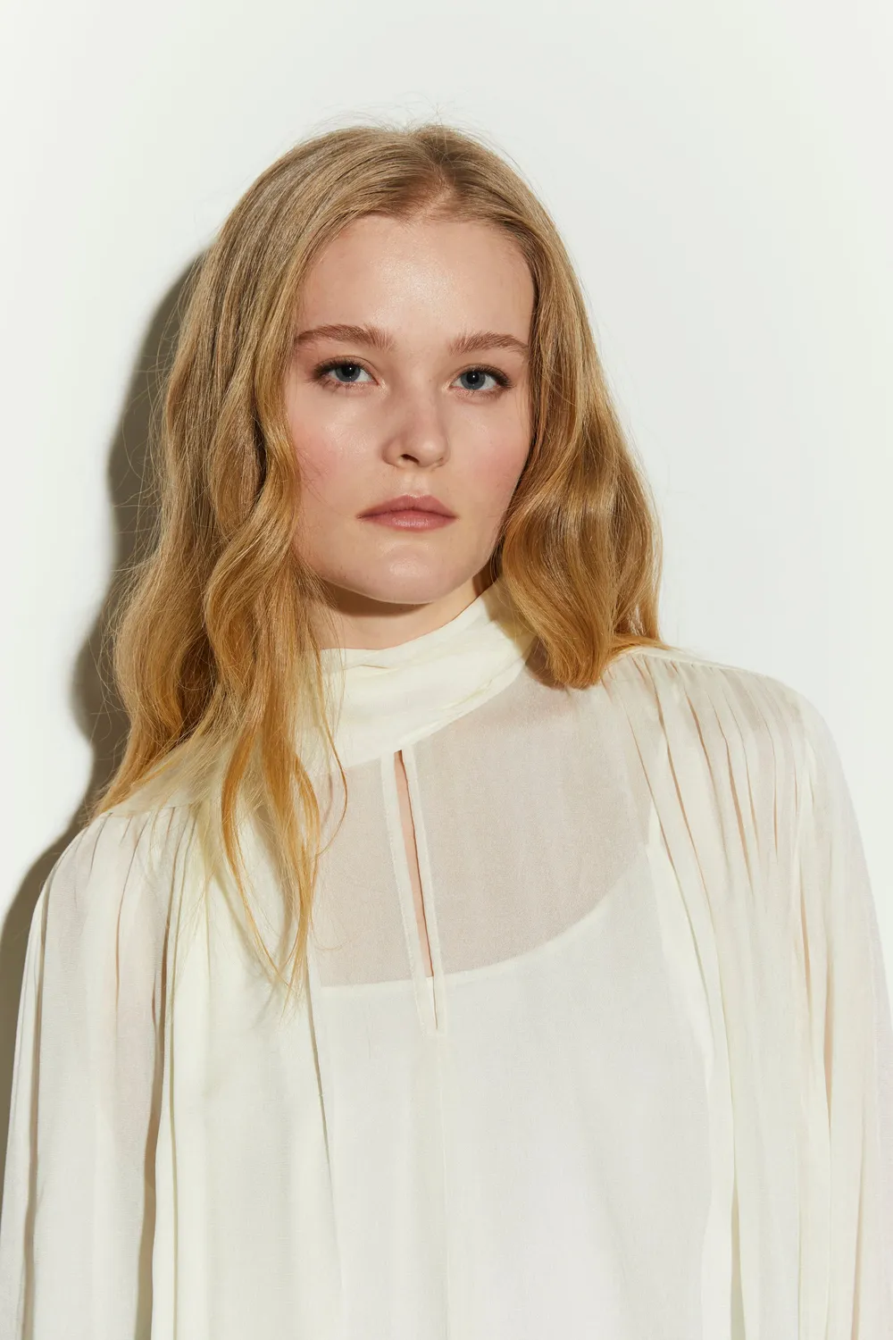 Isabelle Blanche bluza voal cu esarfa alba M