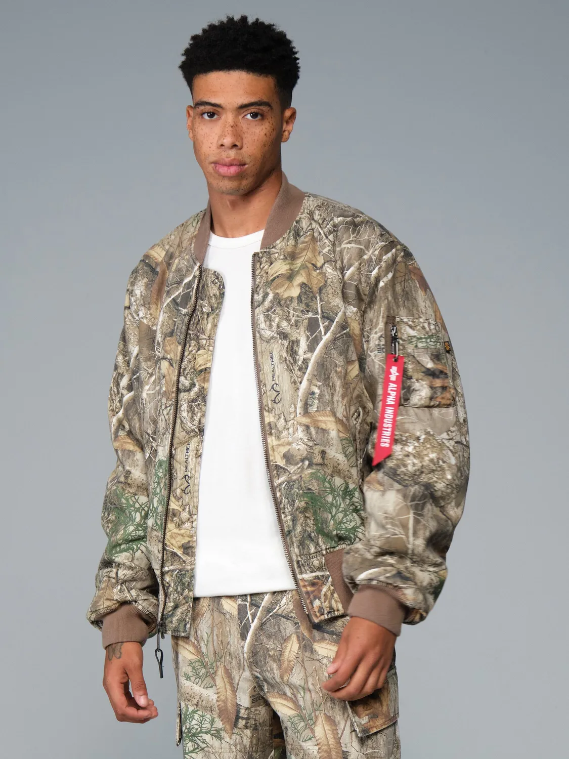Alpha Industries MA-1 Cotton Camo geacă bomber Realtree bumbac