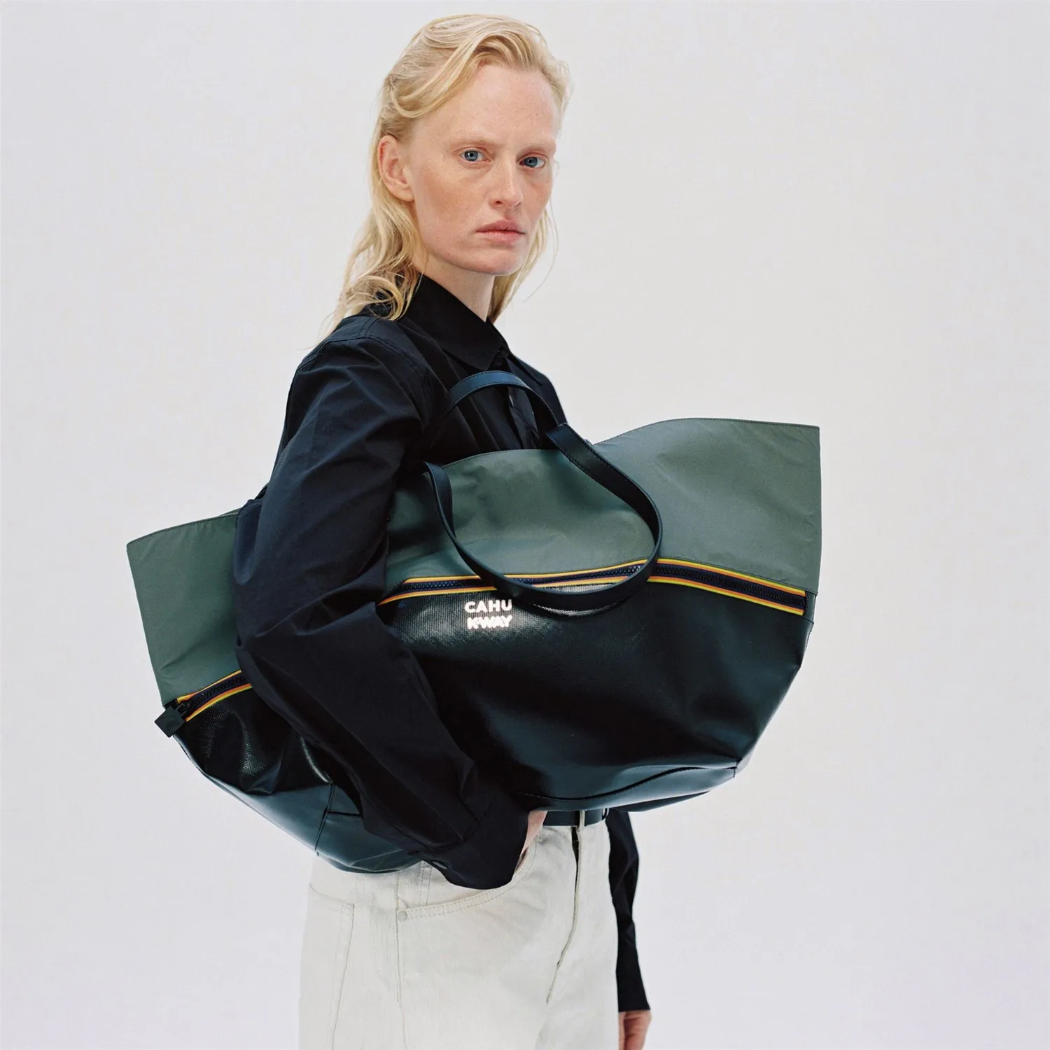 K-Way Pratique Medium geanta tote negru-verde 65 cm