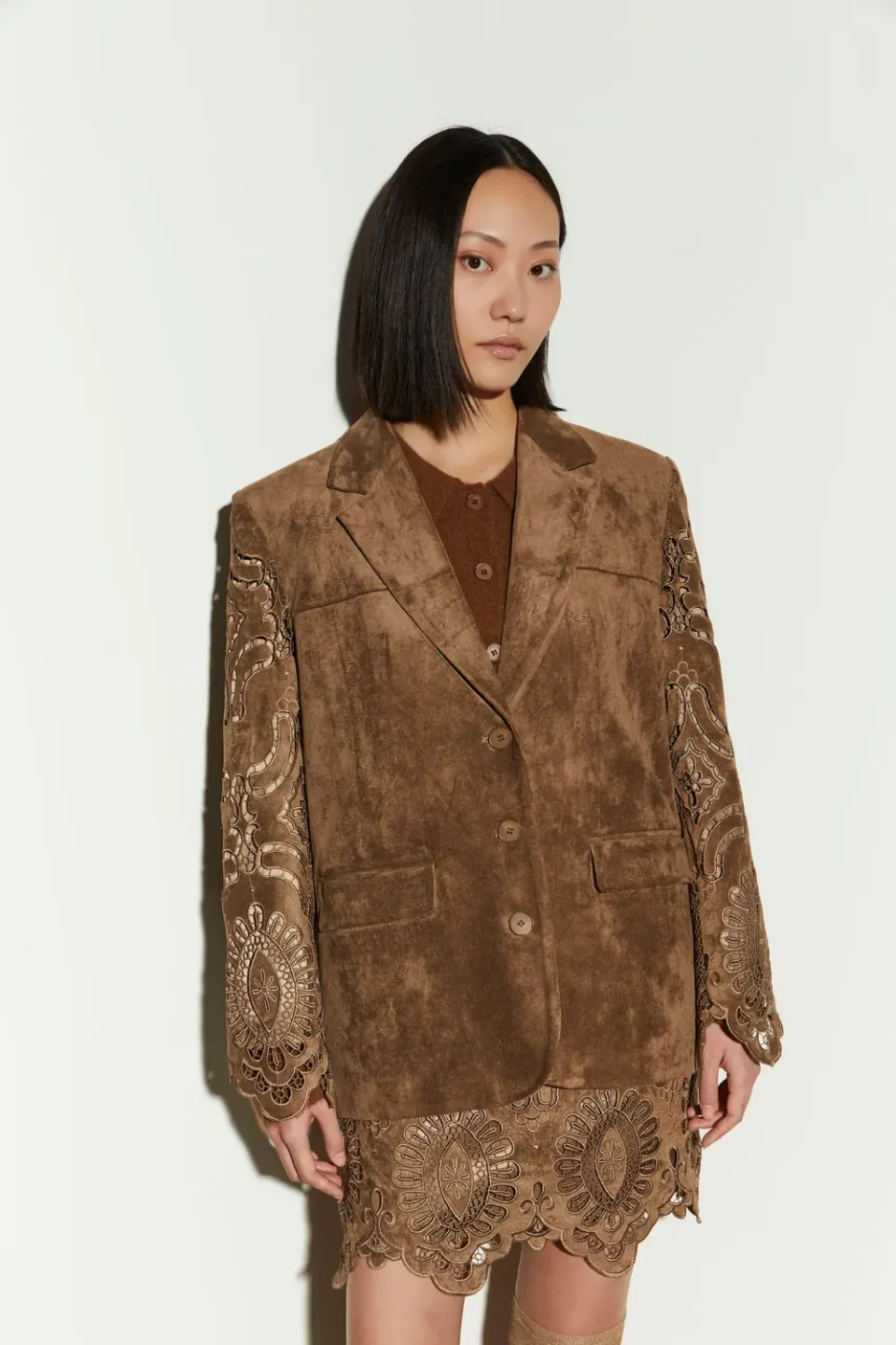 Isabelle Blanche blazer piele întoarsă dune