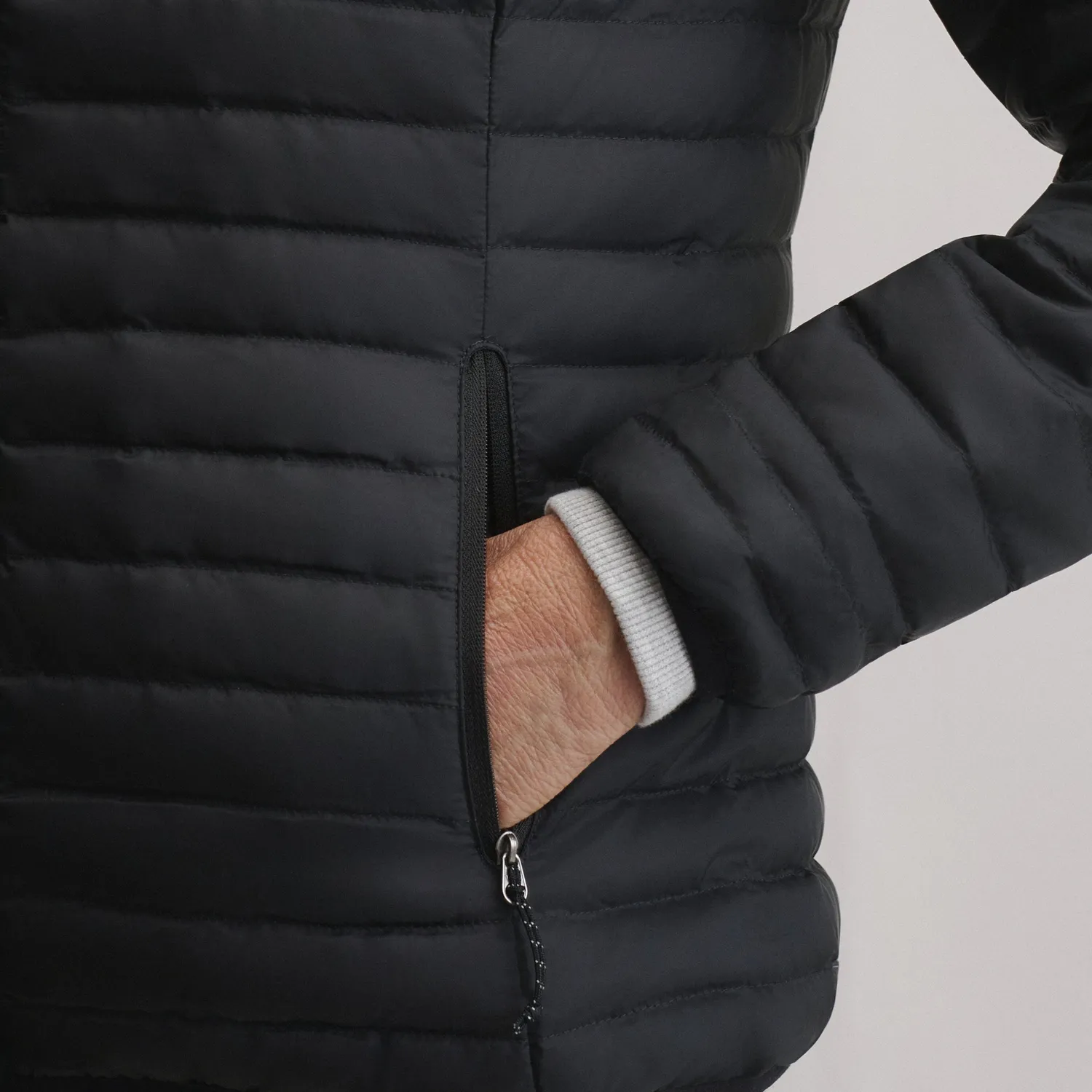 Eddie Bauer Microlight Down geacă puf damă neagră ușoară