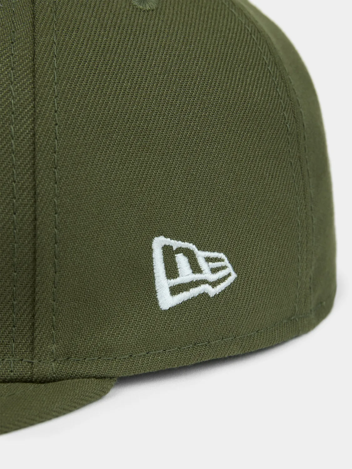 Alpha Industries 59Fifty Cage Code șapcă neagră fitted