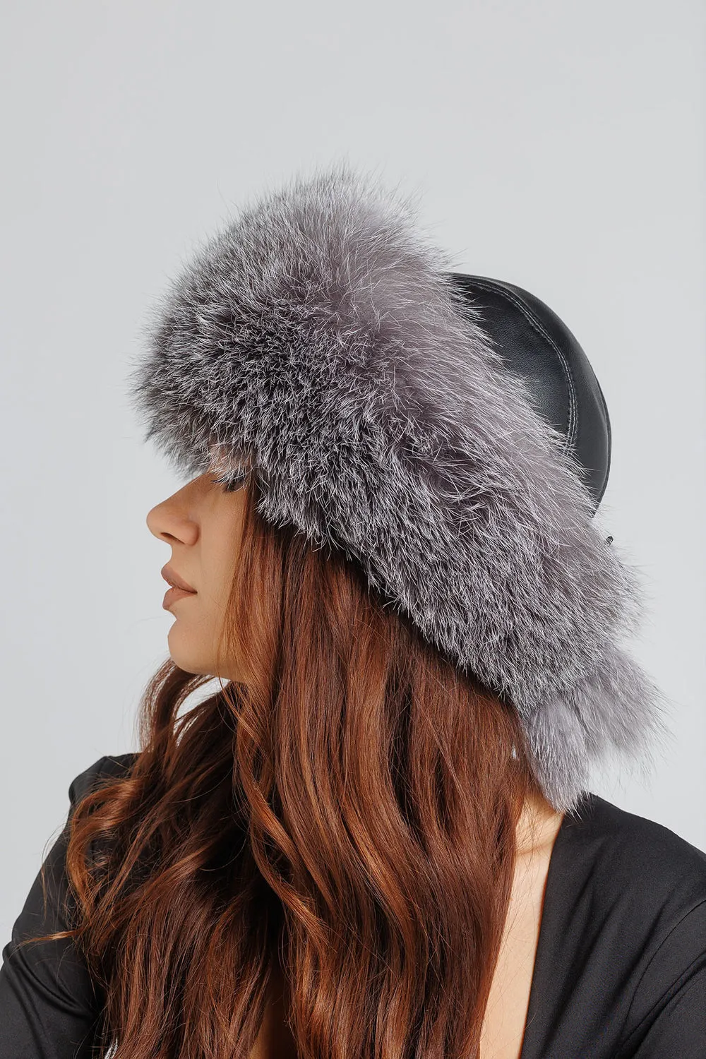 Mareus 32 căciulă vulpe Silver Grey piele