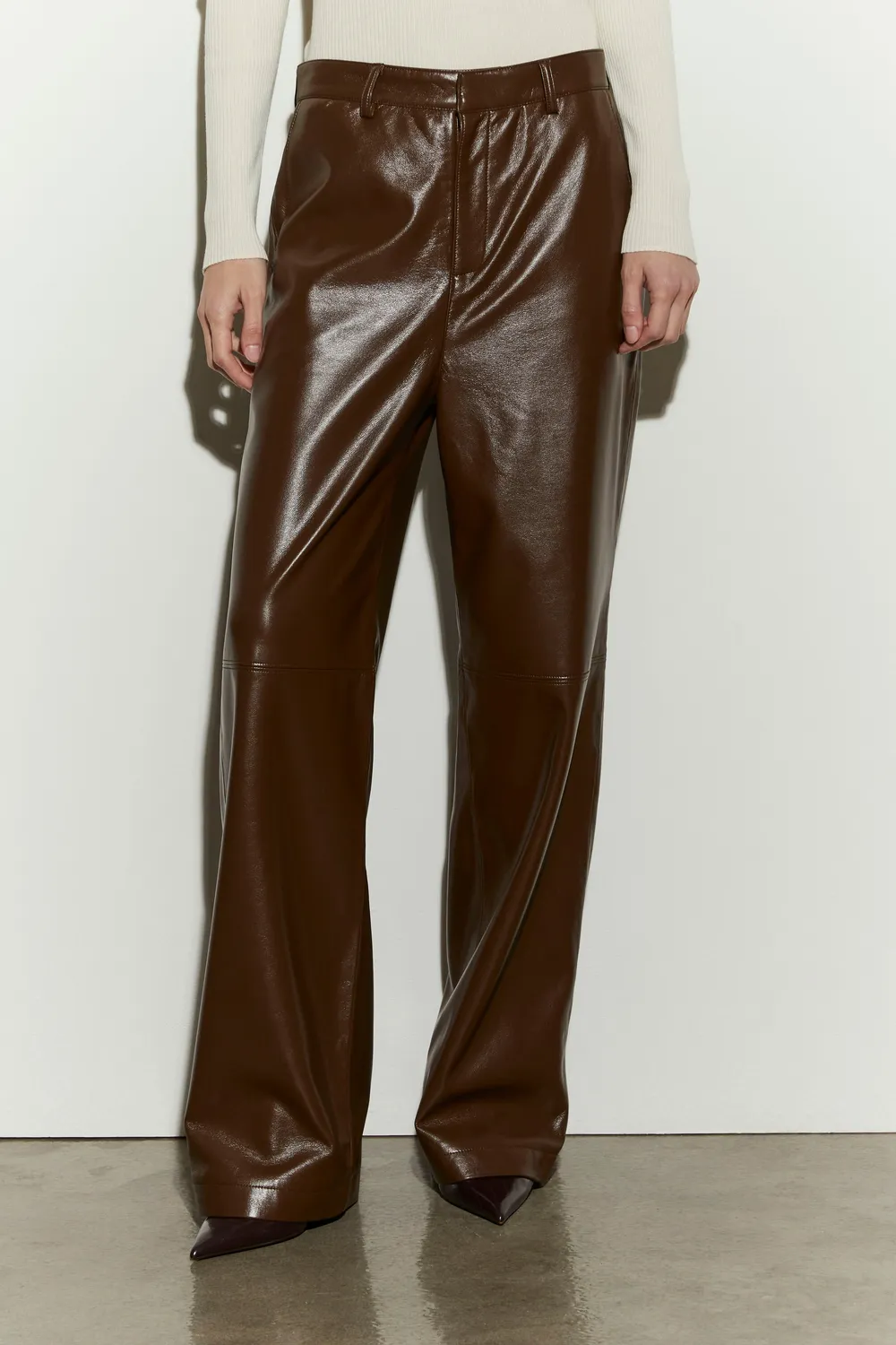 Isabelle Blanche pantaloni piele ecologica negri regular
