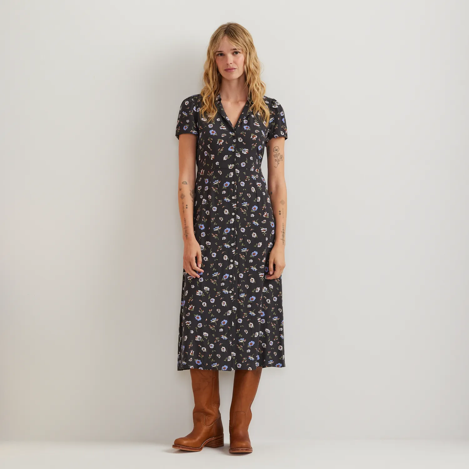 Eddie Bauer rochie midi Carbon cu guler camasa
