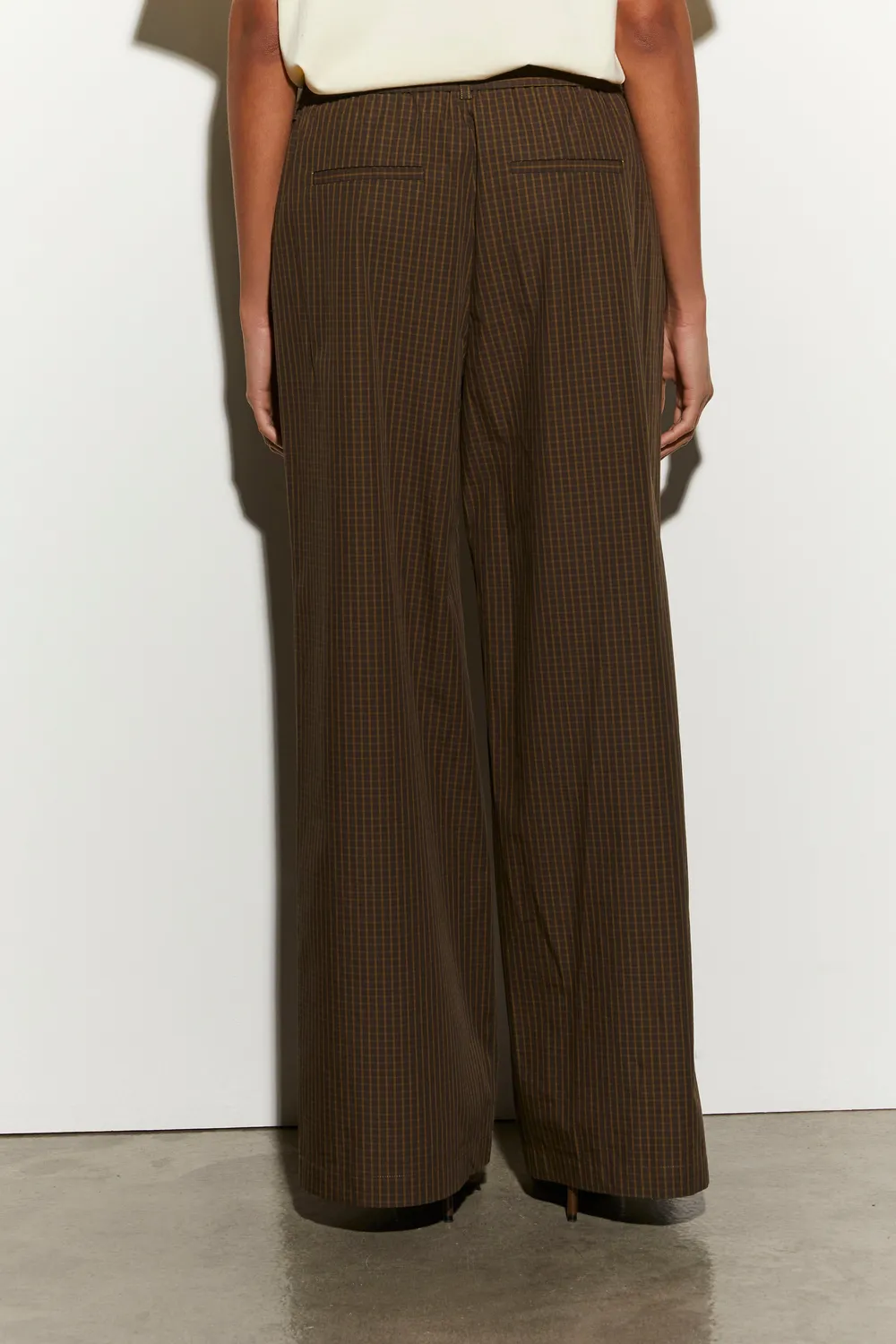 Isabelle Blanche pantaloni evazati carouri verde militar bumbac