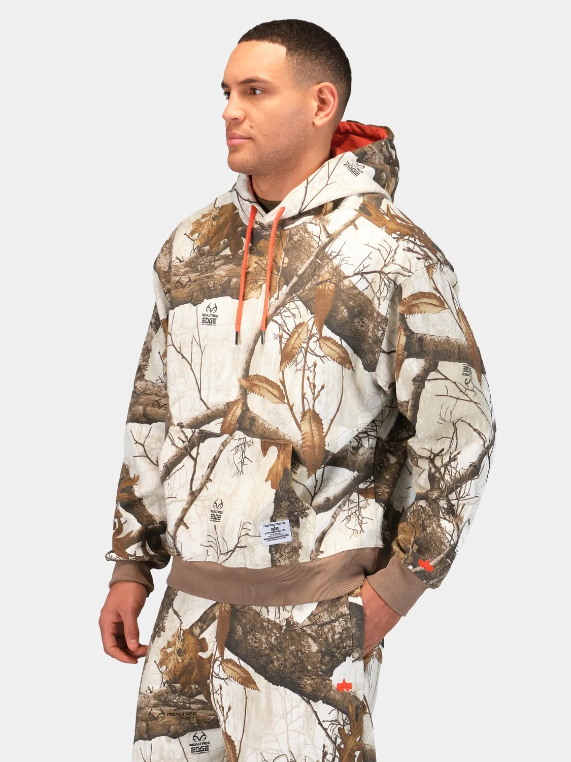 Alpha Industries Essential Camo hanorac Snow Realtree bumbac