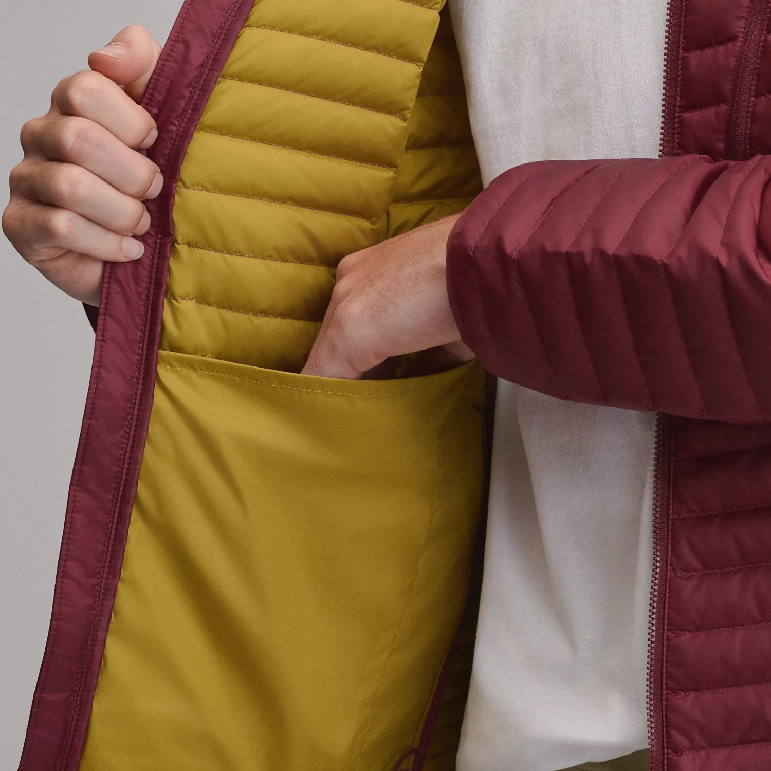 Eddie Bauer MicroTherm 2.0 hanorac puf Dk Lava 800