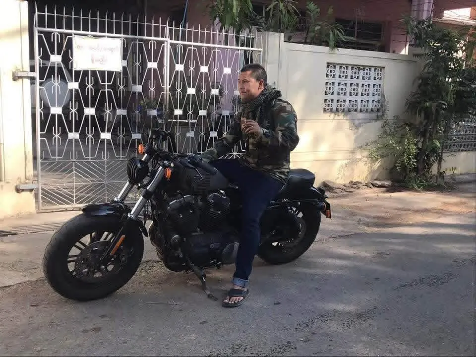 Alpha Industries M-65 geaca field olive lunga pana la coapsa