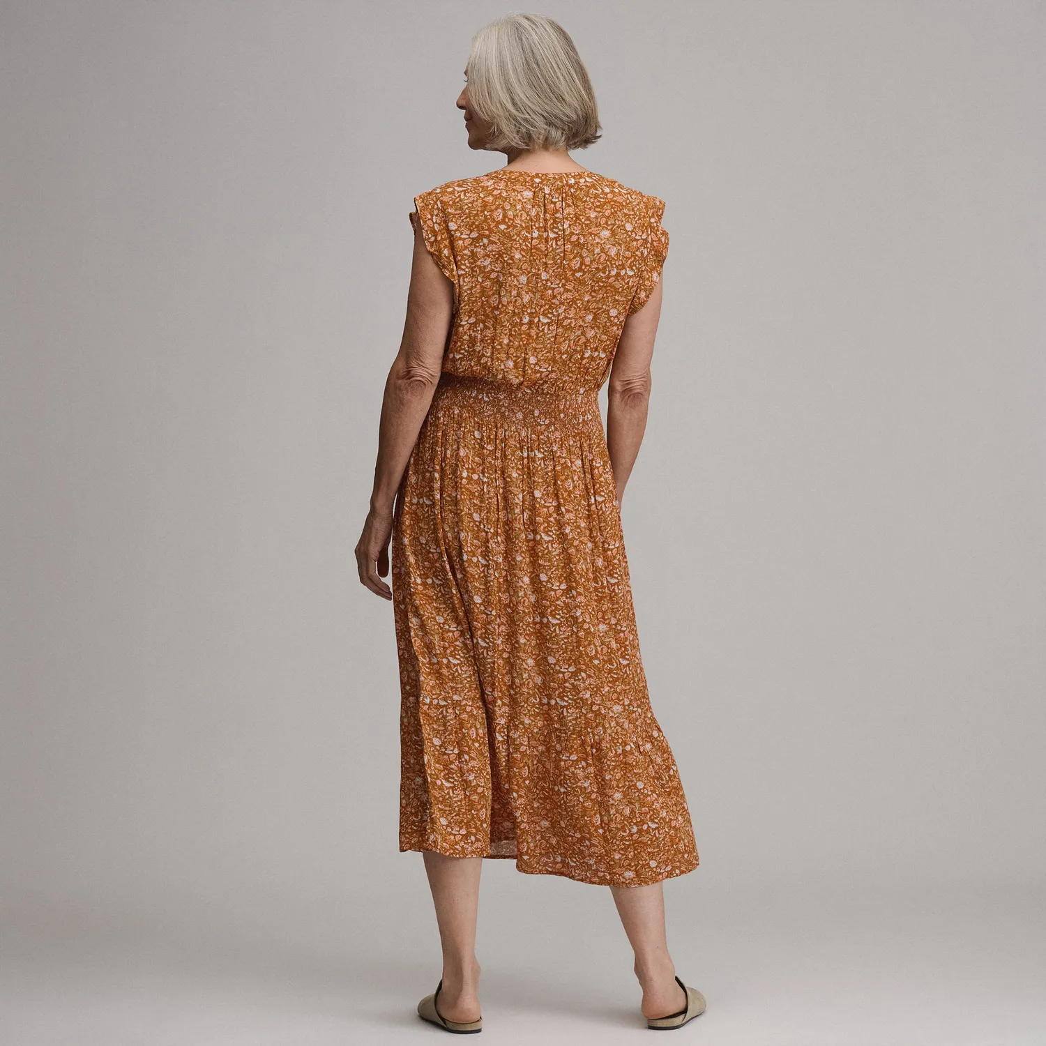 Eddie Bauer Flutter Sleeve Smocked Waist Midi rochie Cedar