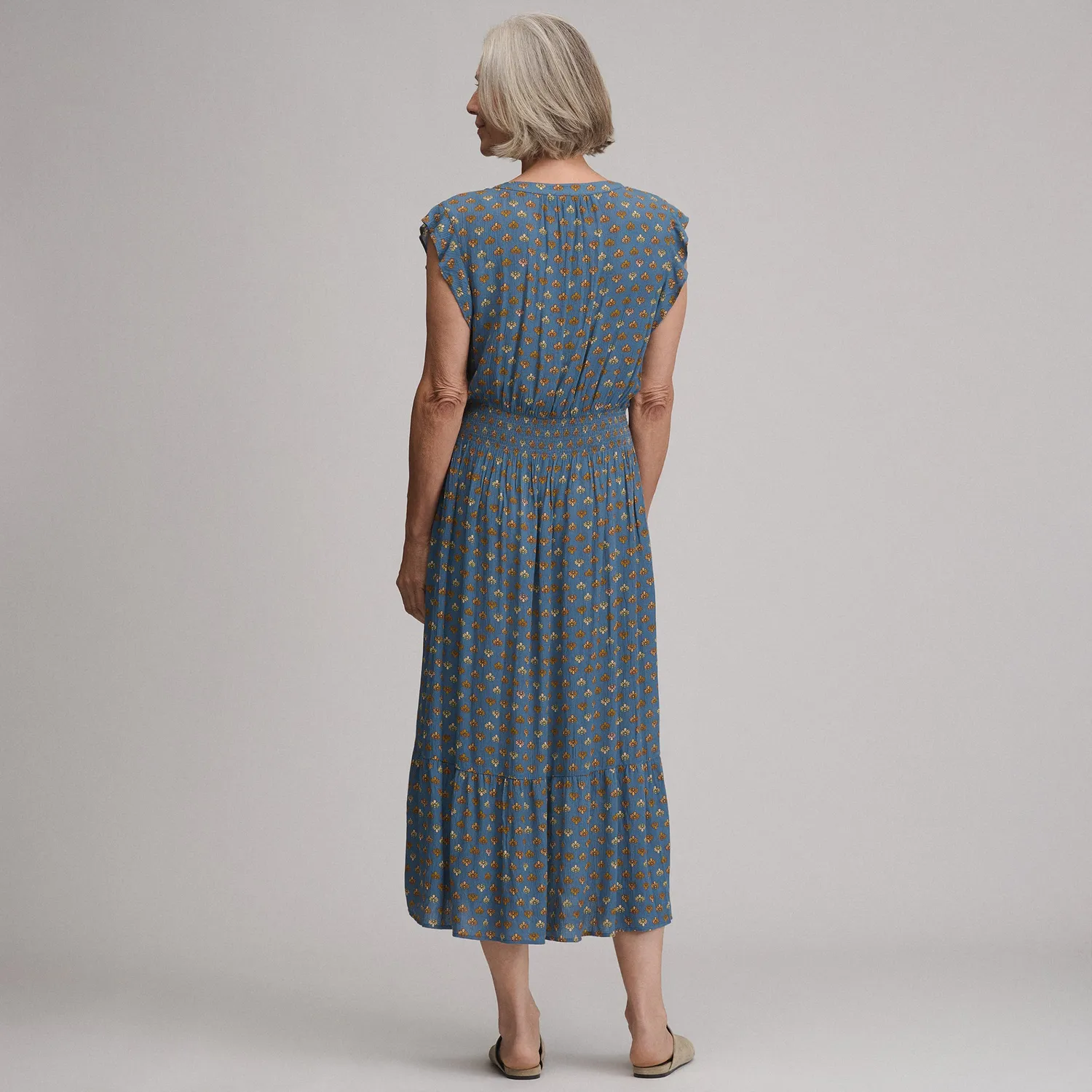 Eddie Bauer Flutter Sleeve Smocked Waist Midi rochie Cedar