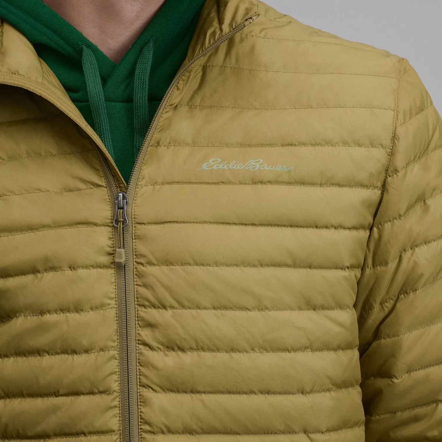 Eddie Bauer Microlight Down geaca puf Antique Pine usoara