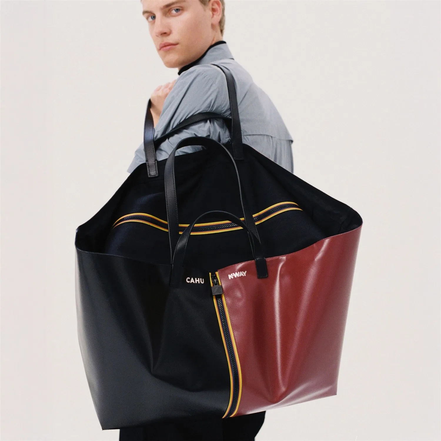 K-Way Pratique Large geanta tote unisex negru-rosu mare