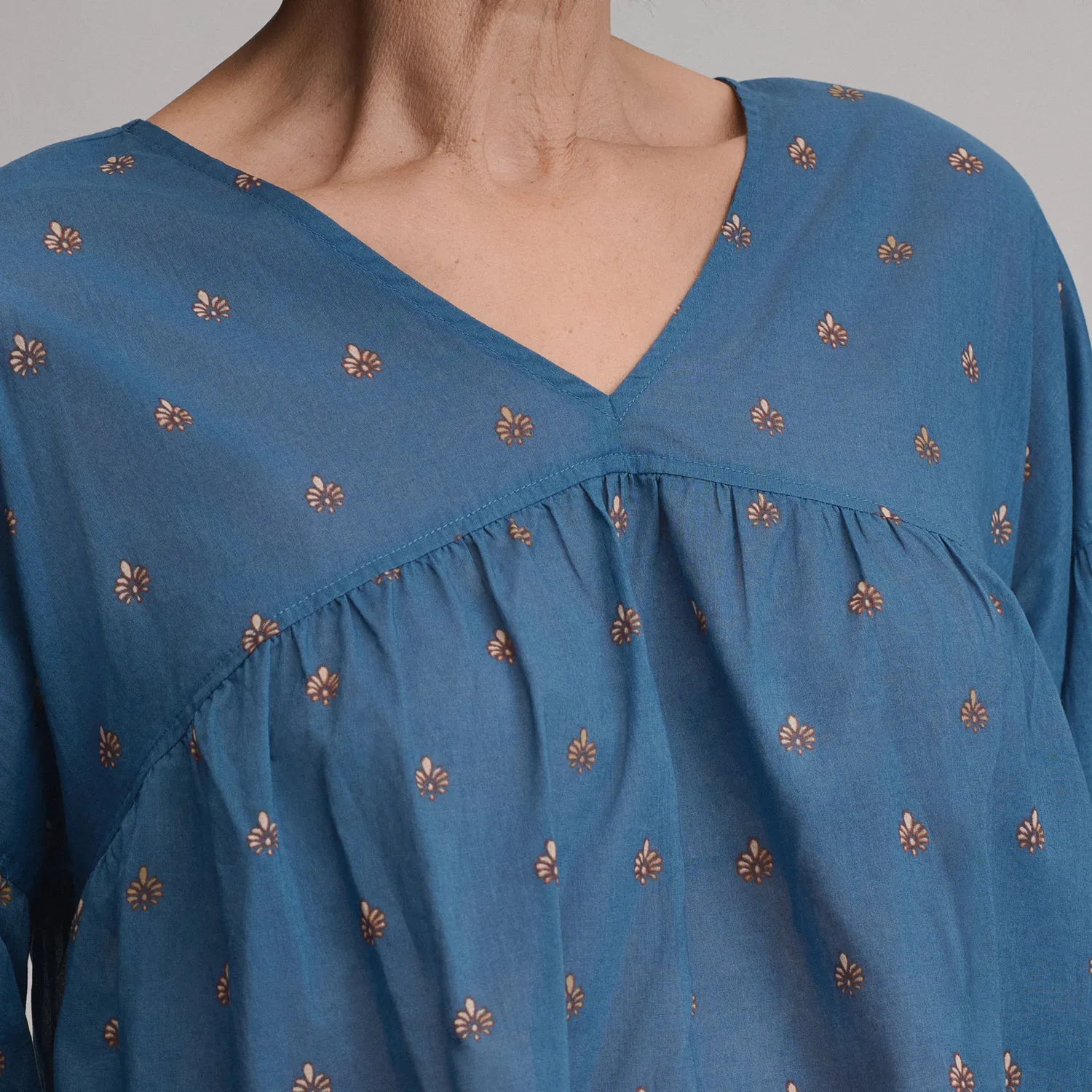 Eddie Bauer bluza dama V-neck Dark Horizon lejera