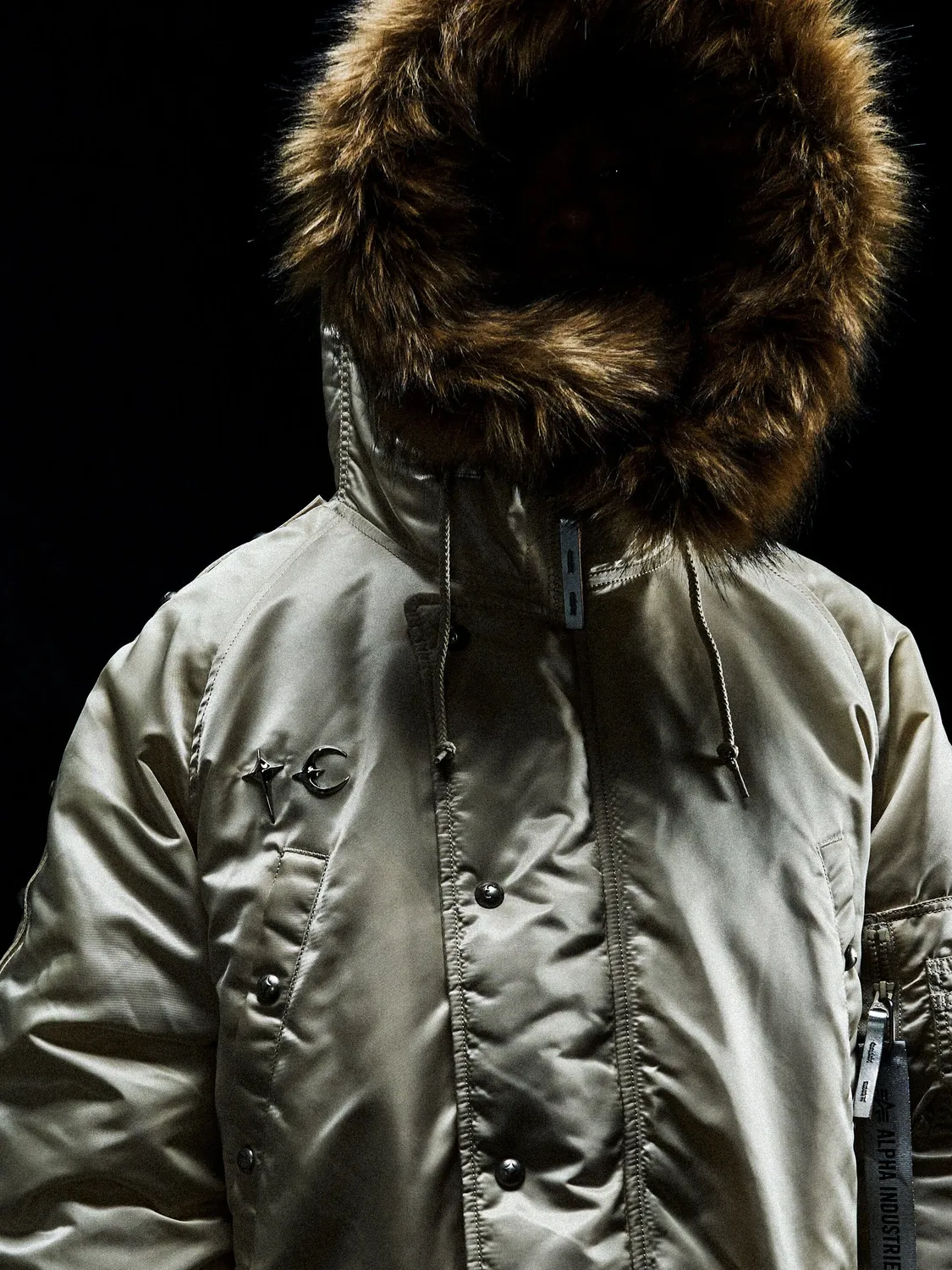 Alpha Industries Thug Club N-3B palton parka alb umplutura groasa