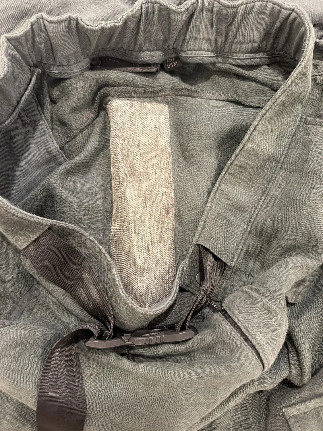 Alpha Industries Multi Pocket Cargo pantaloni charcoal in