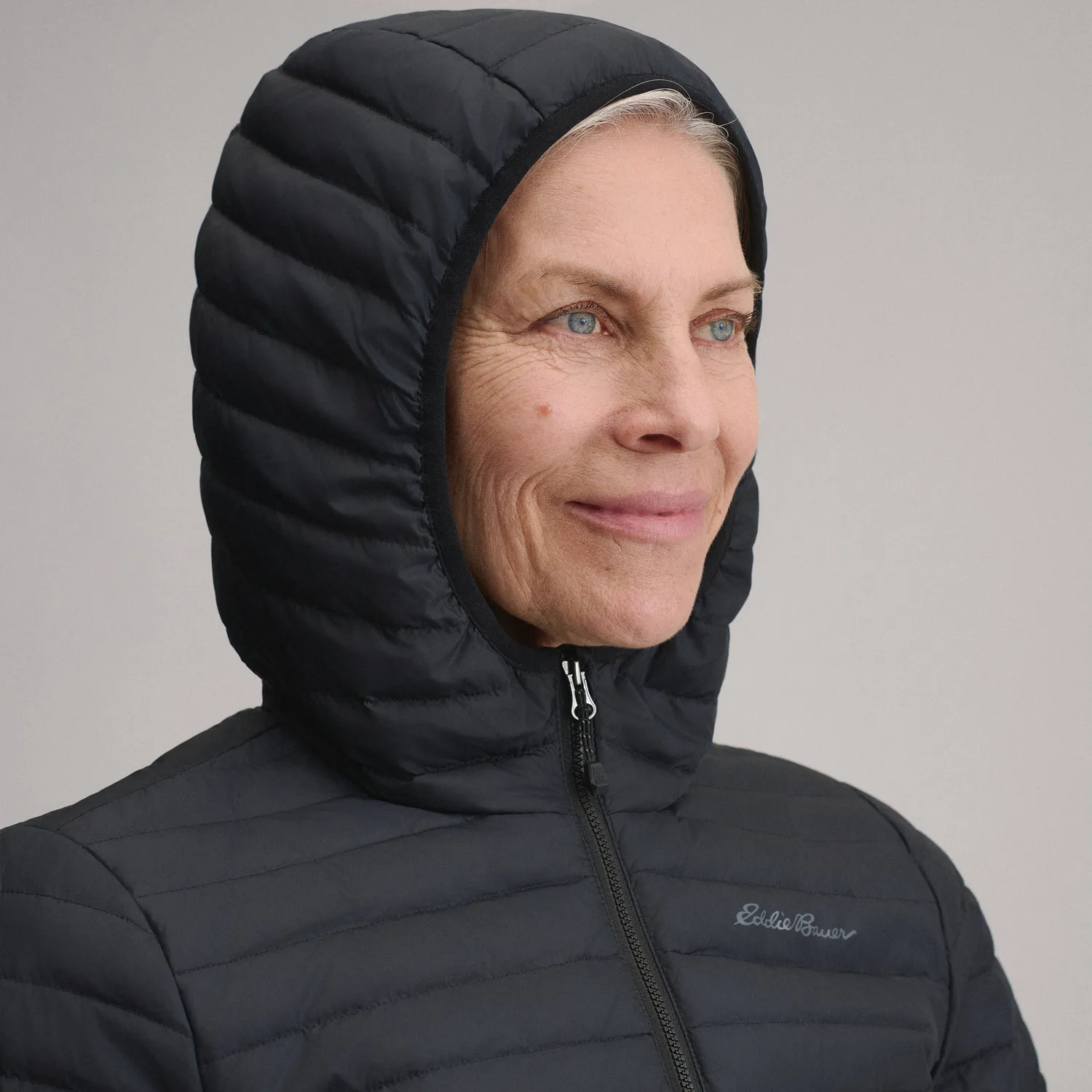 Eddie Bauer Microlight geacă puf damă neagră