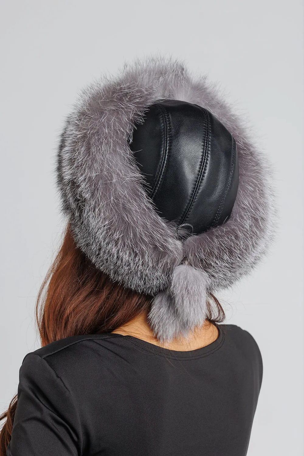 Mareus 32 căciulă vulpe Silver Grey piele