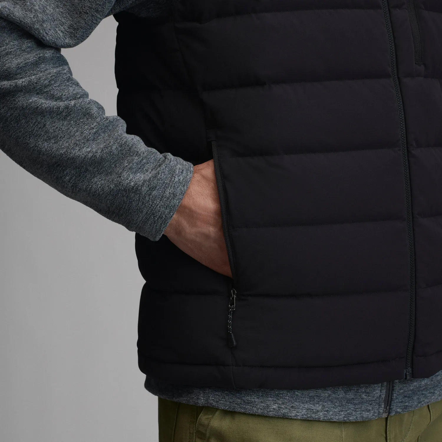 Eddie Bauer EB Stretch Down vesta puf neagra calduroasa