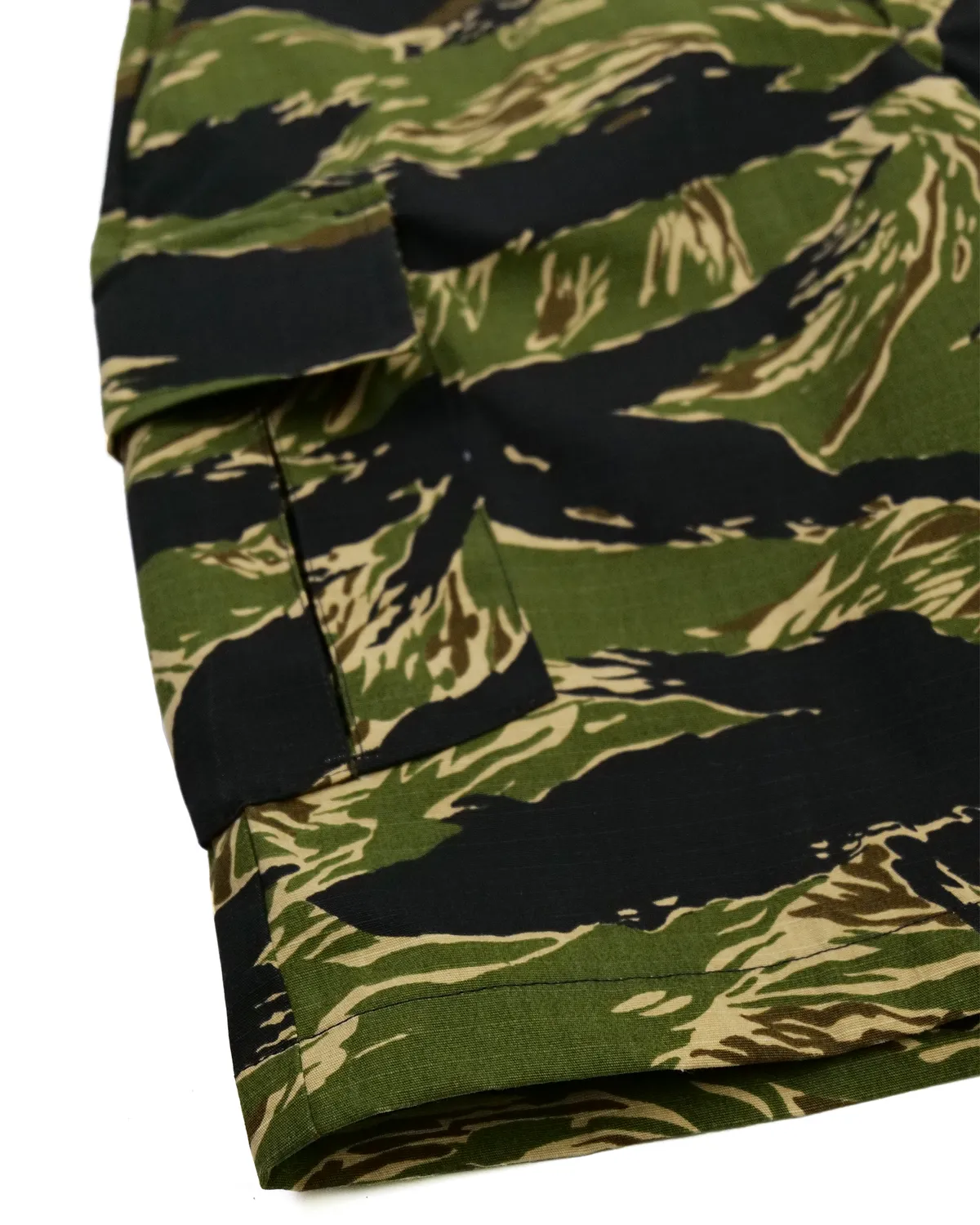 Arktis C342 pantaloni scurti cargo Tiger Stripe