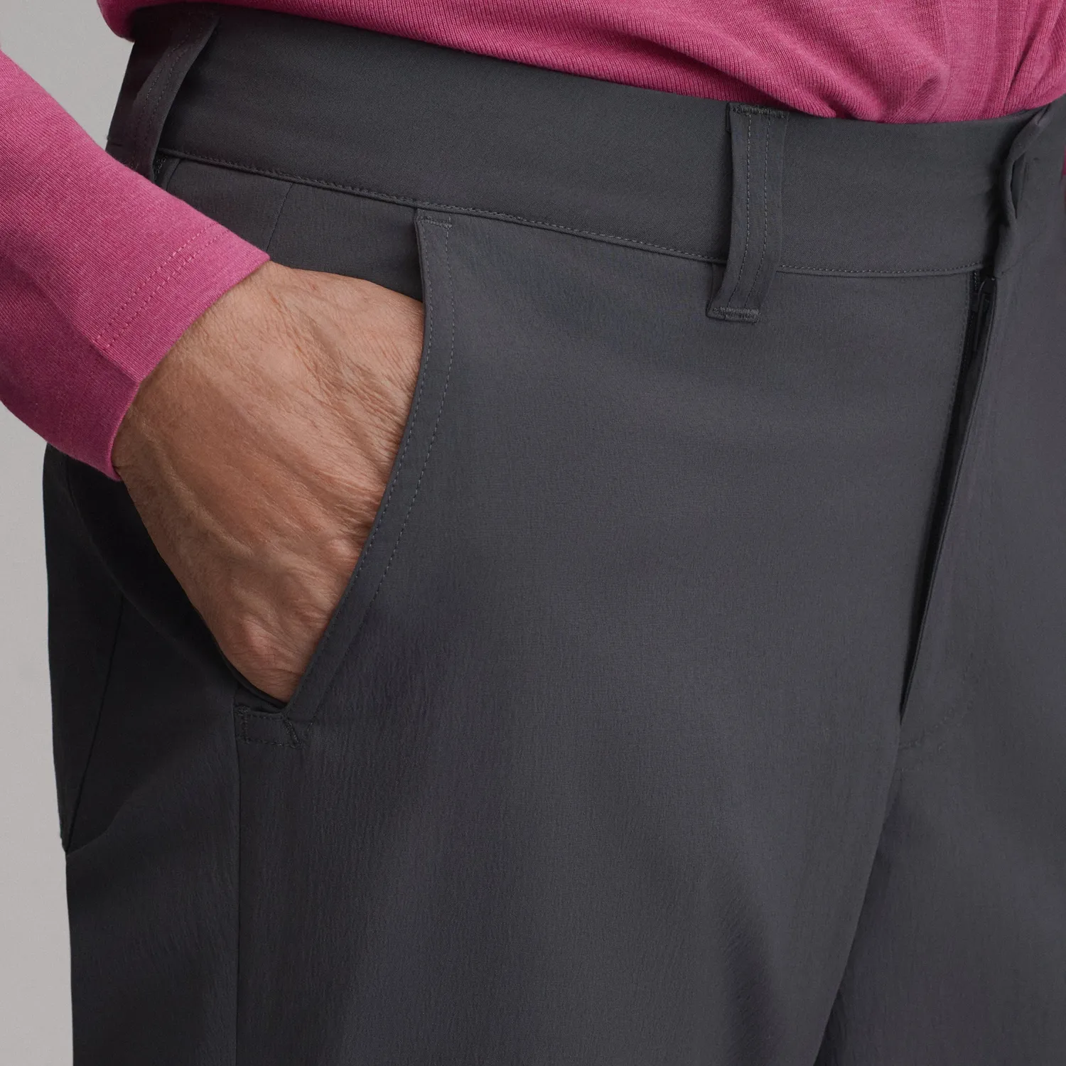 Eddie Bauer Meridian pantaloni dama negri usori