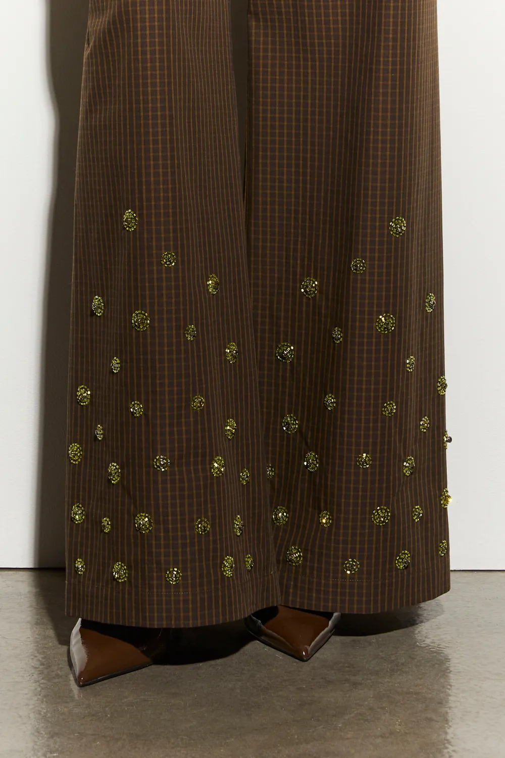 Isabelle Blanche pantaloni evazati carouri verde militar bumbac
