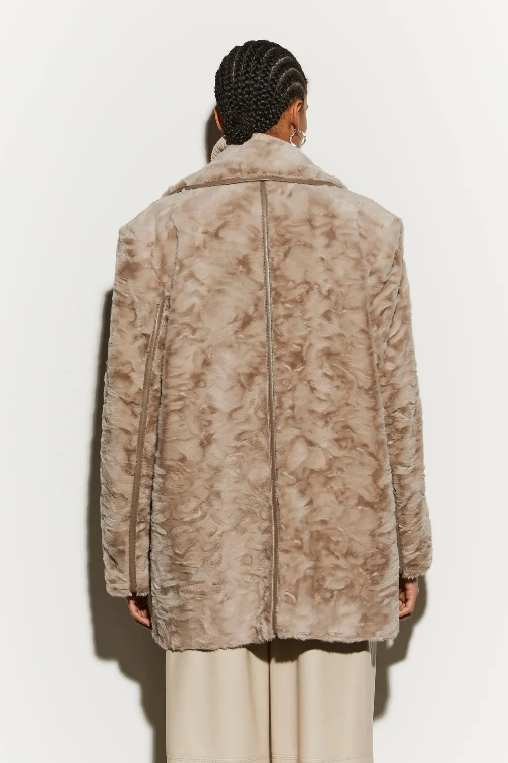 Isabelle Blanche palton blana ecologica taupe petrecut