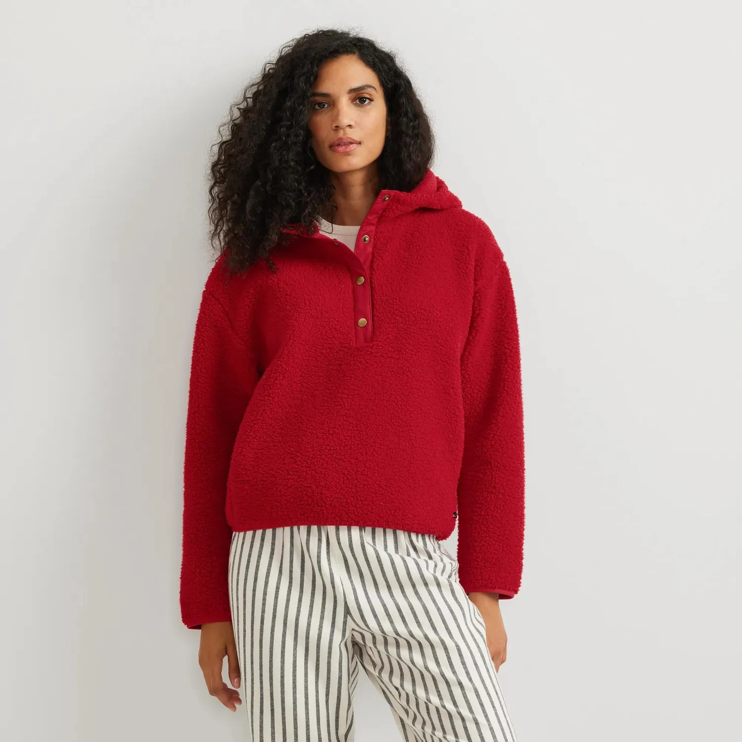 Eddie Bauer Chill Out Fleece Hoodie hanorac Berry călduros