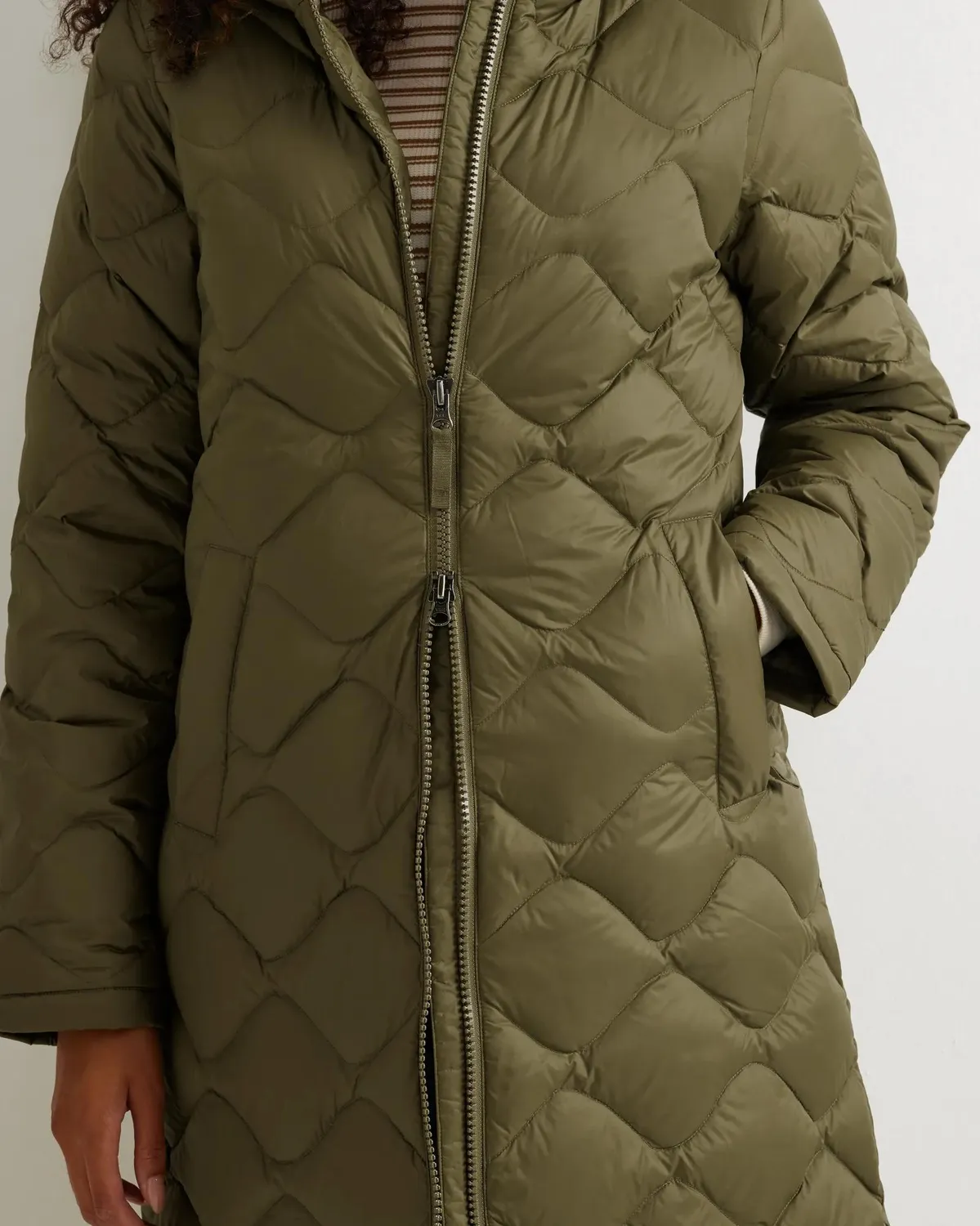 Eddie Bauer Shaw Down parka dama Plum cu gluga