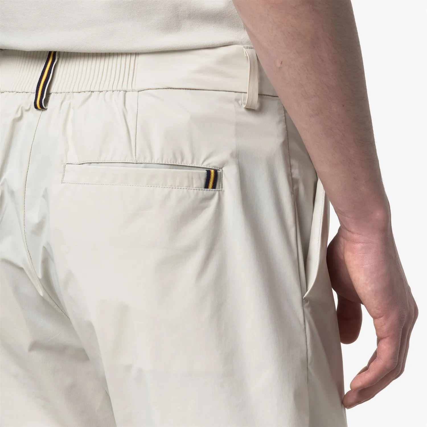 K-Way Ilton Light Tech pantaloni scurți Beige Lt elastici
