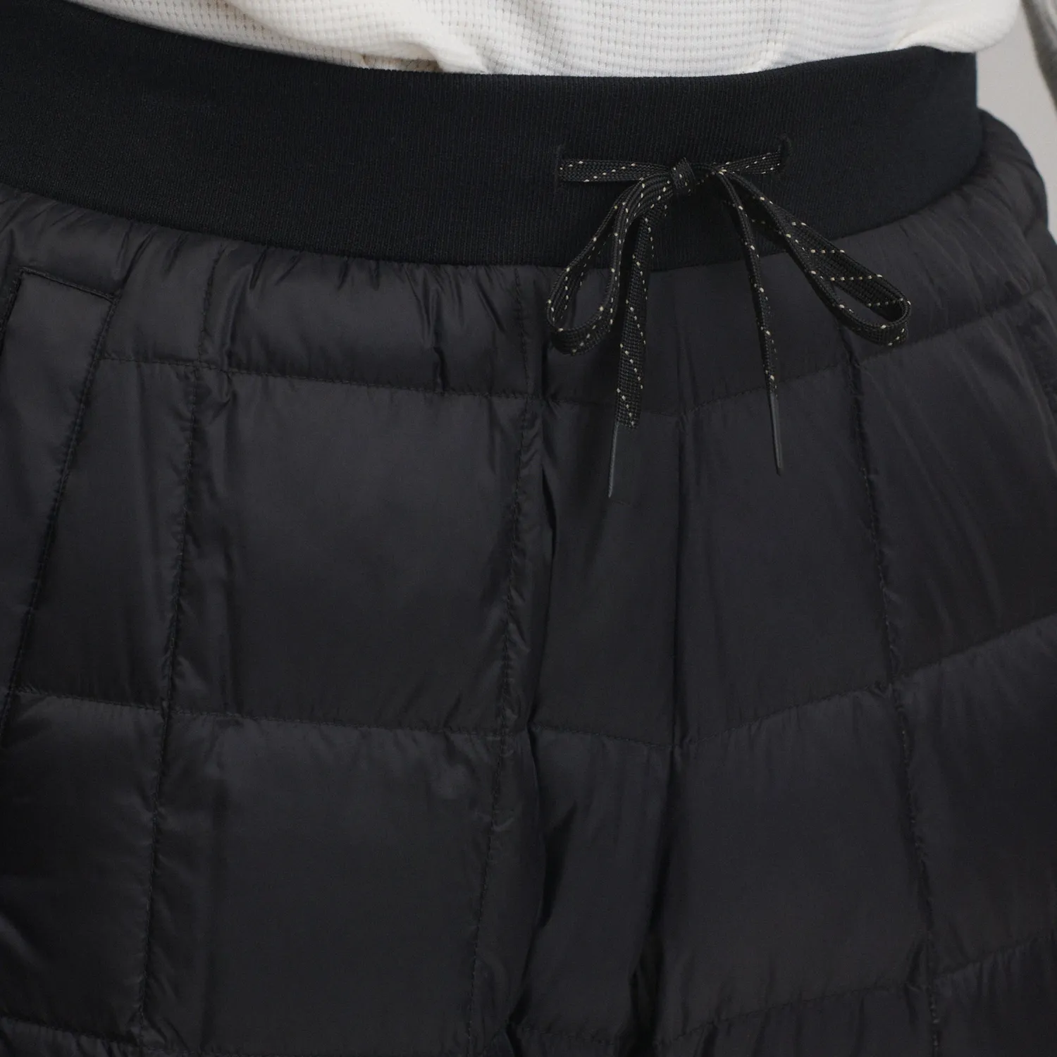 Eddie Bauer CirrusLite Box Quilt pantaloni negri caldurosi