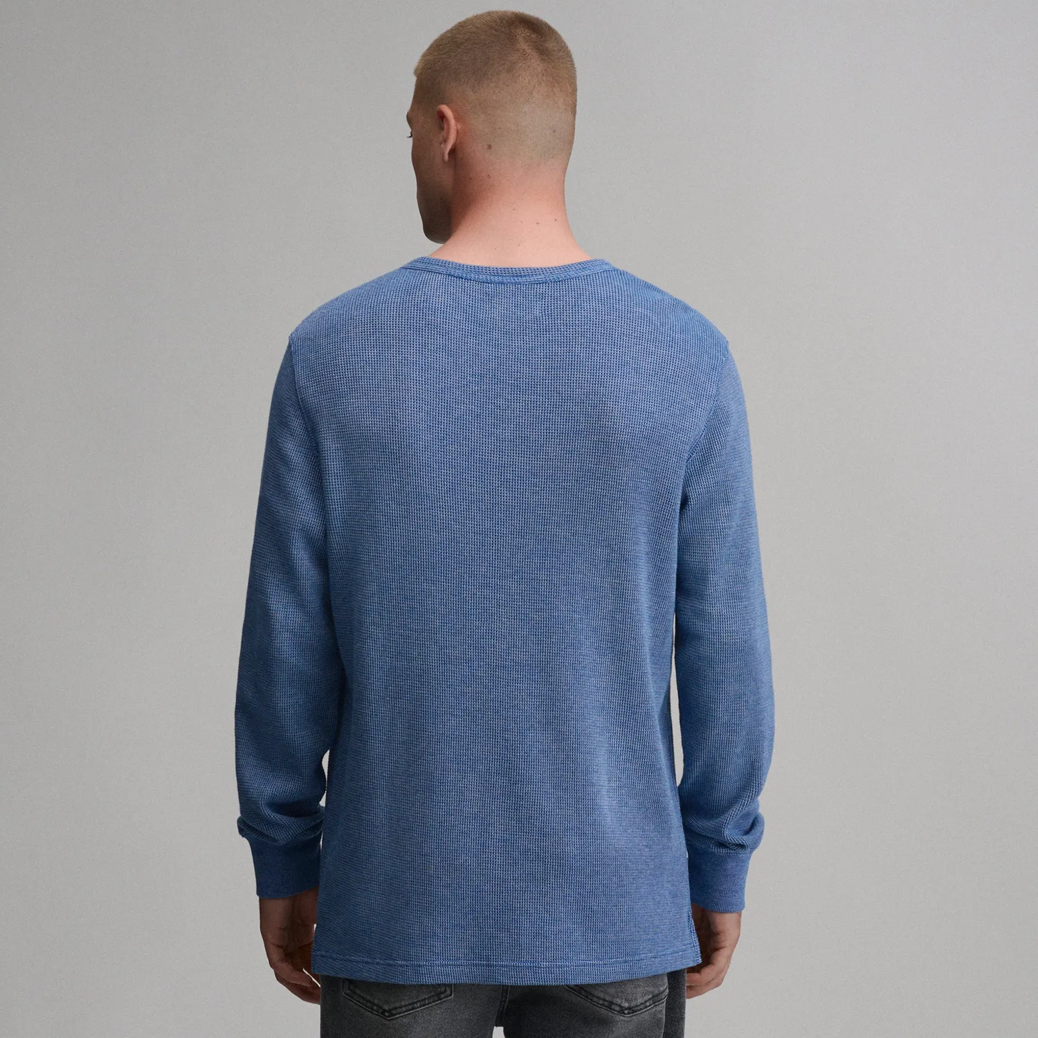 Eddie Bauer Plaited Waffle Thermal Crew bluză Whistle Blue călduroasă
