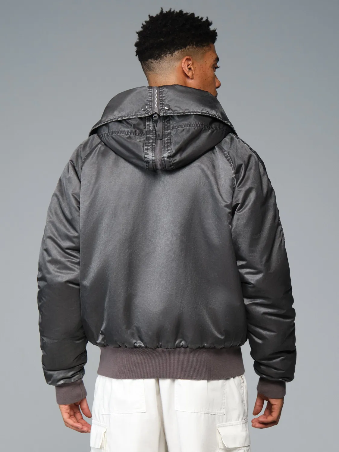 Alpha Industries N-2B Battlewash parcă neagră călduroasă